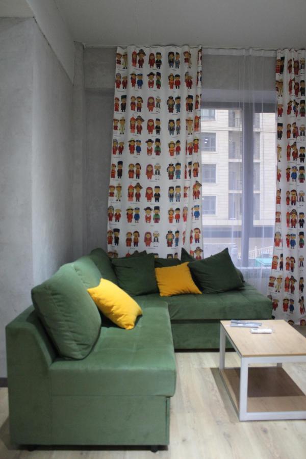 Izzzi Hostel Bişkek Dış mekan fotoğraf