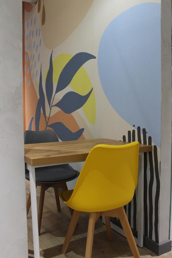 Izzzi Hostel Bişkek Dış mekan fotoğraf