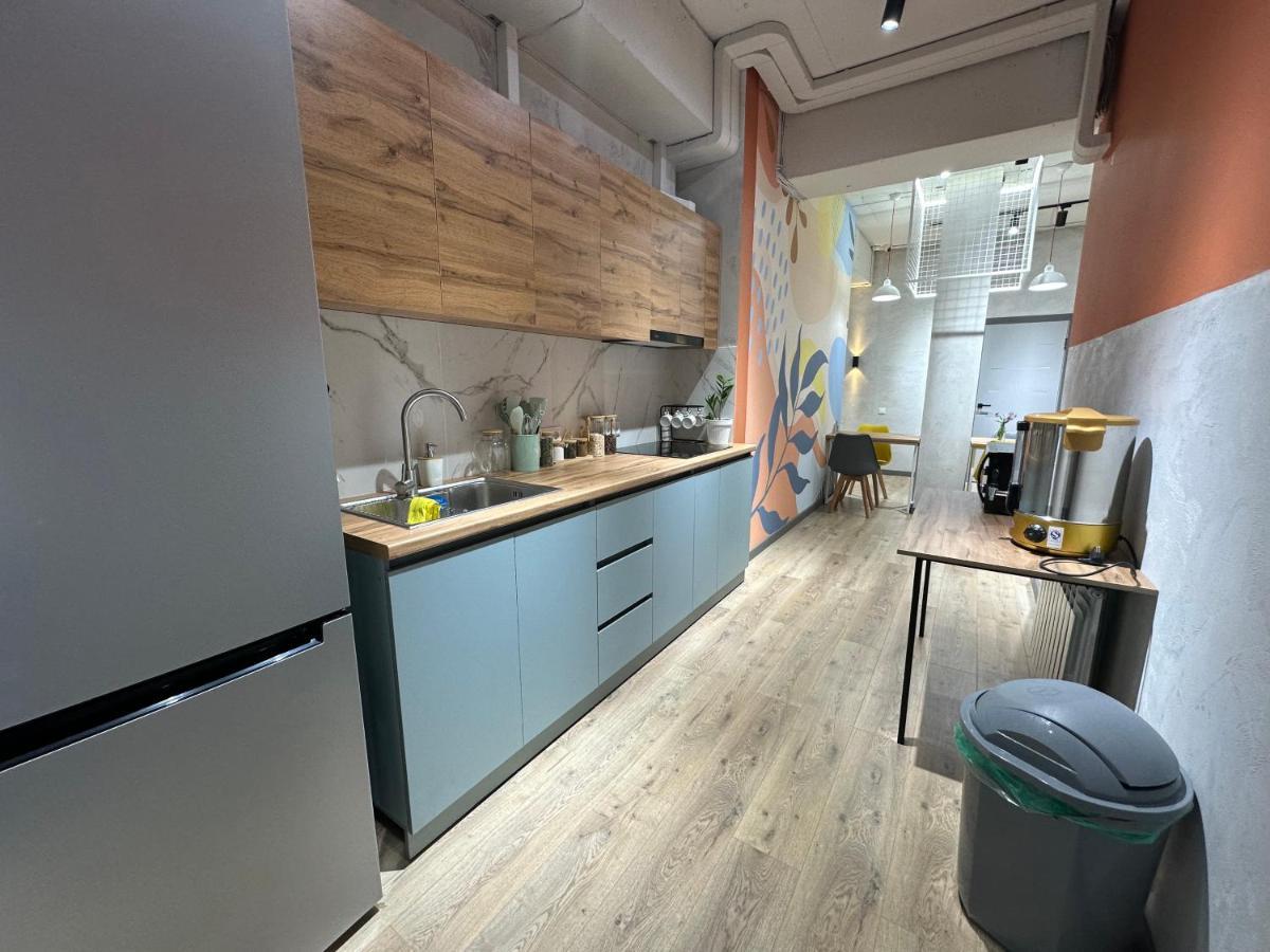 Izzzi Hostel Bişkek Dış mekan fotoğraf