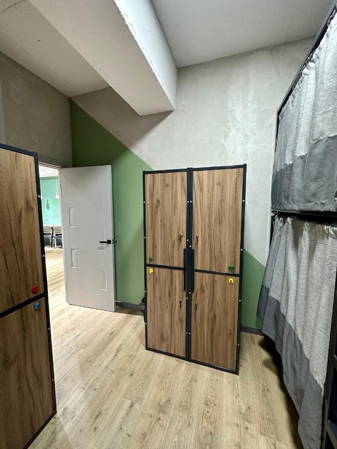 Izzzi Hostel Bişkek Dış mekan fotoğraf