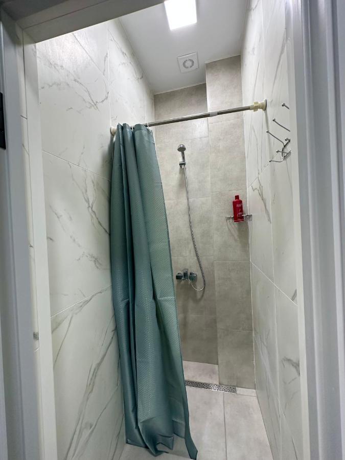 Izzzi Hostel Bişkek Dış mekan fotoğraf